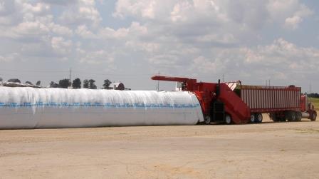 Silage Bags 5 Filling A Silage Bag USA